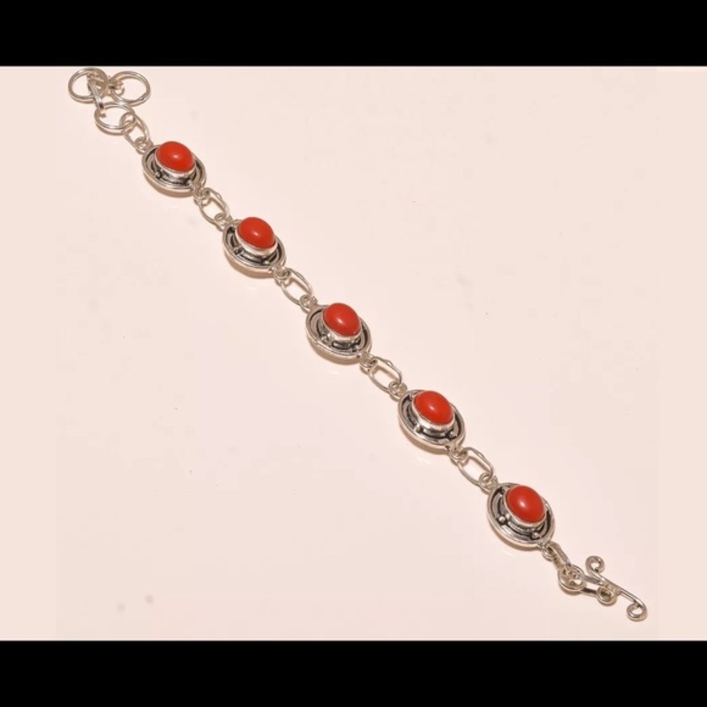 🌸💕Red coral silver bracelet